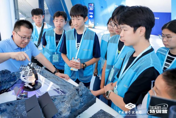 金谷子 “外星科考站”来了！中国科技馆“科学方法特训营”开营