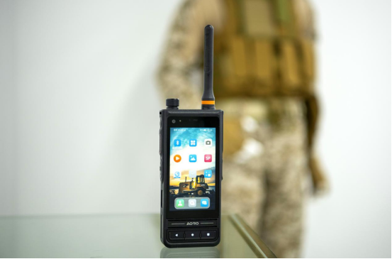 金惠配资 解码AORO M6 Pro专用对讲机：专业通信与国产技术的融合创新